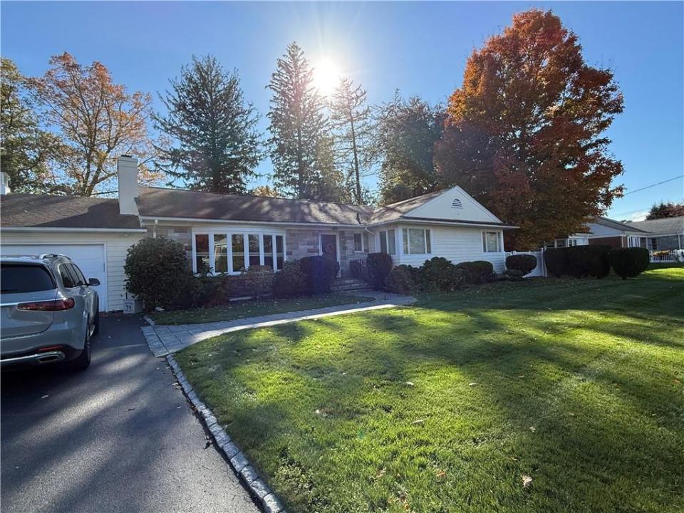 275 Meshanticut Valley Parkway, Cranston, Rhode Island 02920, Estados Unidos