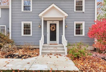 27 Christine Drive, Barrington, 罗得岛 02806, 美国