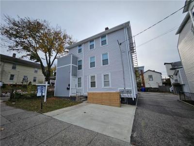 154 Earle Street, Central Falls, Rhode Island 02863, Estados Unidos