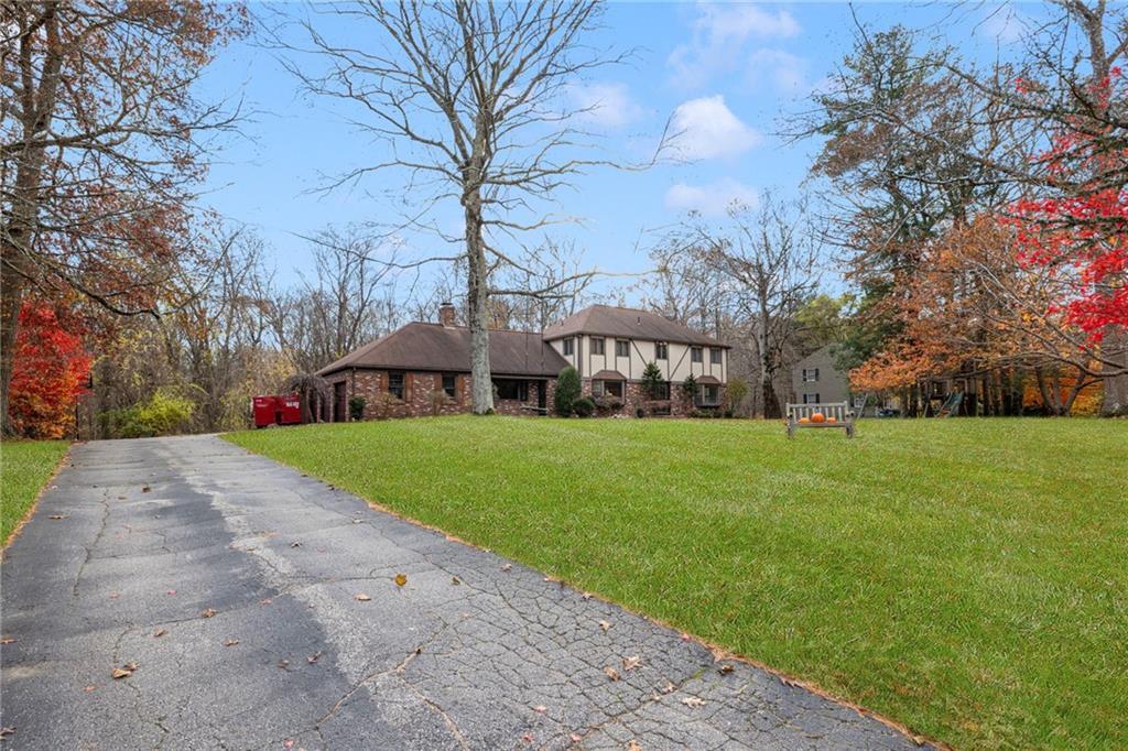 445 Stone Ridge Drive, East Greenwich, Rhode Island 02818, USA