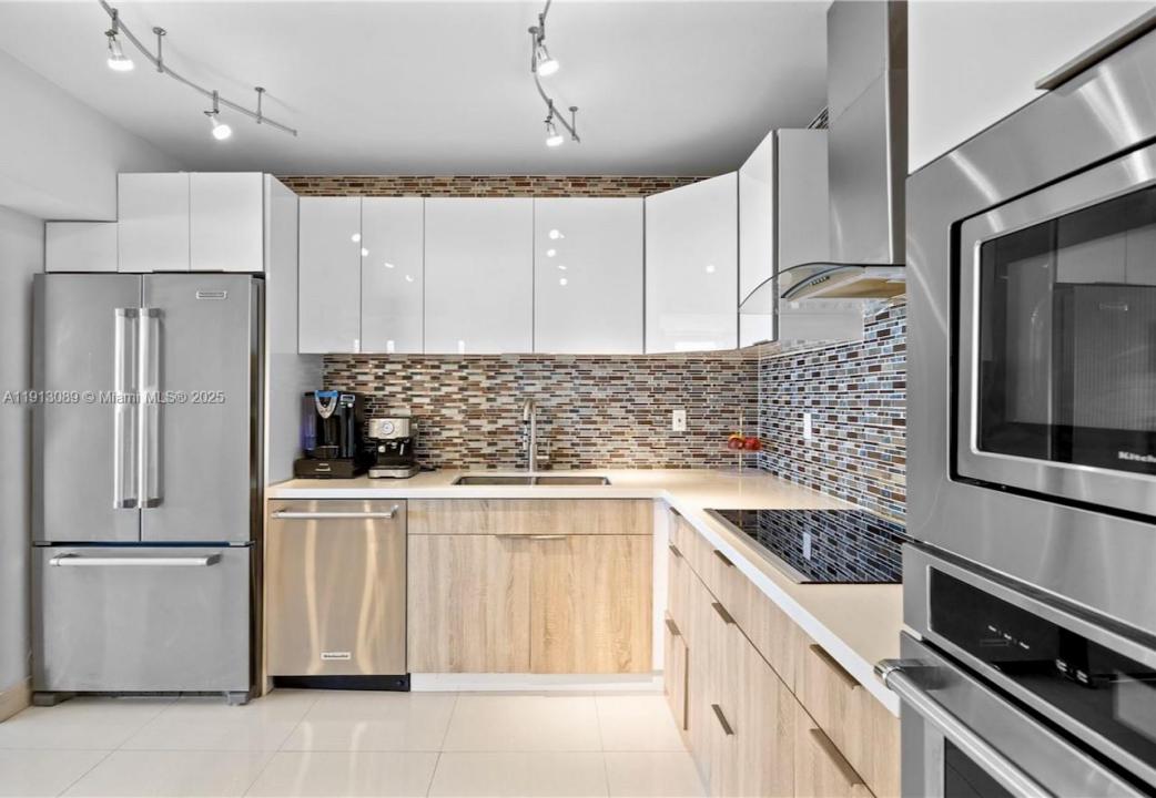 900 Bay Dr 624-622-620, Miami Beach, 佛罗里达州 33141, 美国