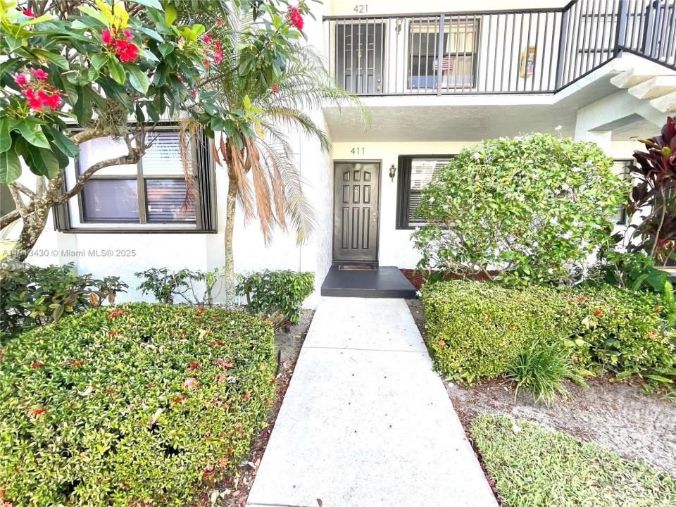 1290 S Military Trl 411, Deerfield Beach, Florida 33442, Stati Uniti