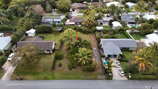 6483 SE Sylvan Place, Hobe Sound, Florida 33455