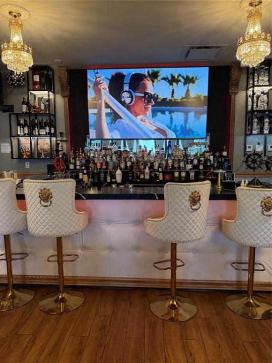 18250 Collins Ave, North Miami, Florida 33160, Amerika Birleşik Devletleri