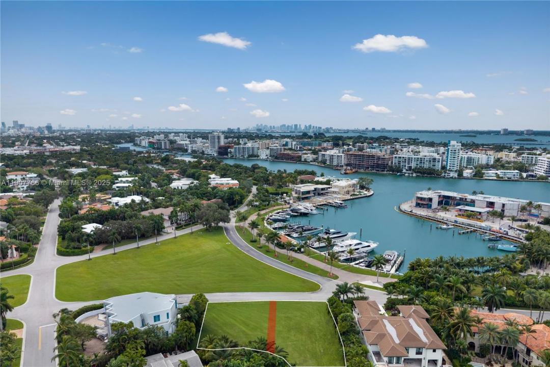 145 Harbour Way Lots 2 and 3, Bal Harbour, Флорида 33154, Соединенные Штаты