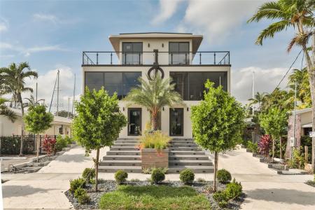 321 Hendricks Isle, Fort Lauderdale, Florida 33301, USA