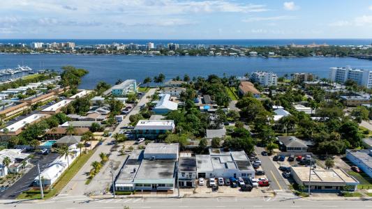 604 N Dixie Highway, Lantana, Floride 33462, États-Unis