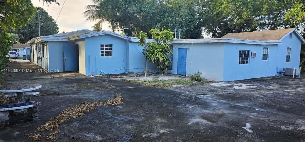 161 NW 40th St 5, Oakland Park, Flórida 33309, Estados Unidos