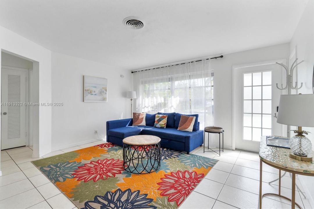 1951 NW 33rd Ct, Oakland Park, Florida 33309, Estados Unidos