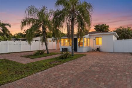 1108 NW 3rd Ave, Fort Lauderdale, Florida 33311, USA