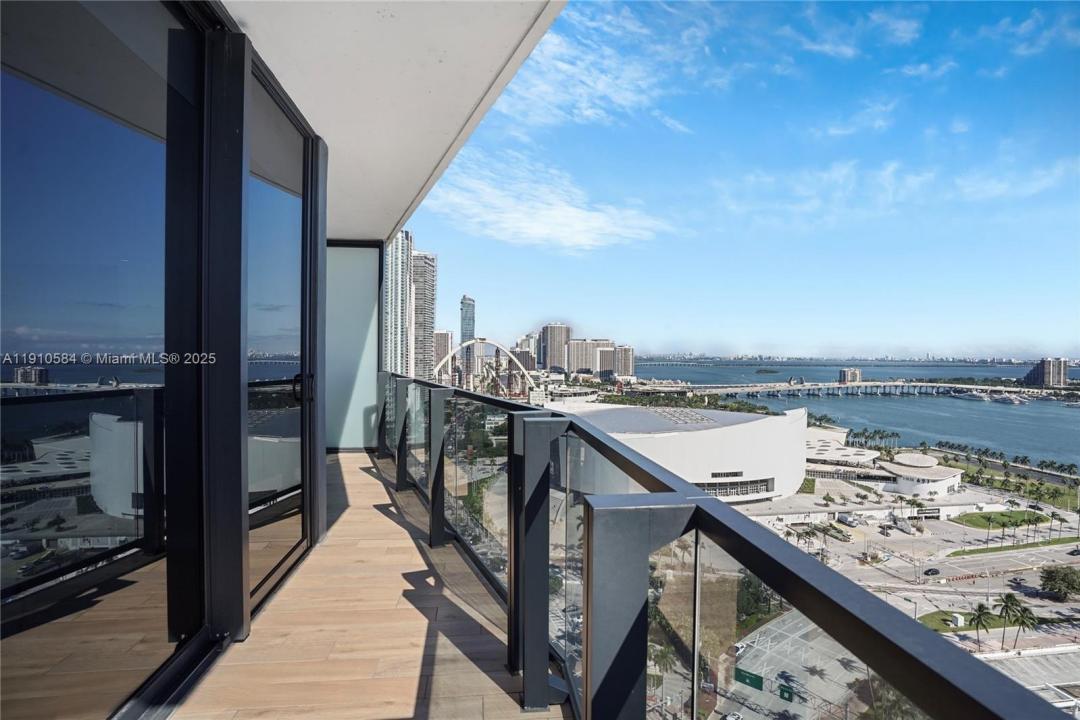 398 NE 5th St 1811, Miami, Florida 33132, Stati Uniti