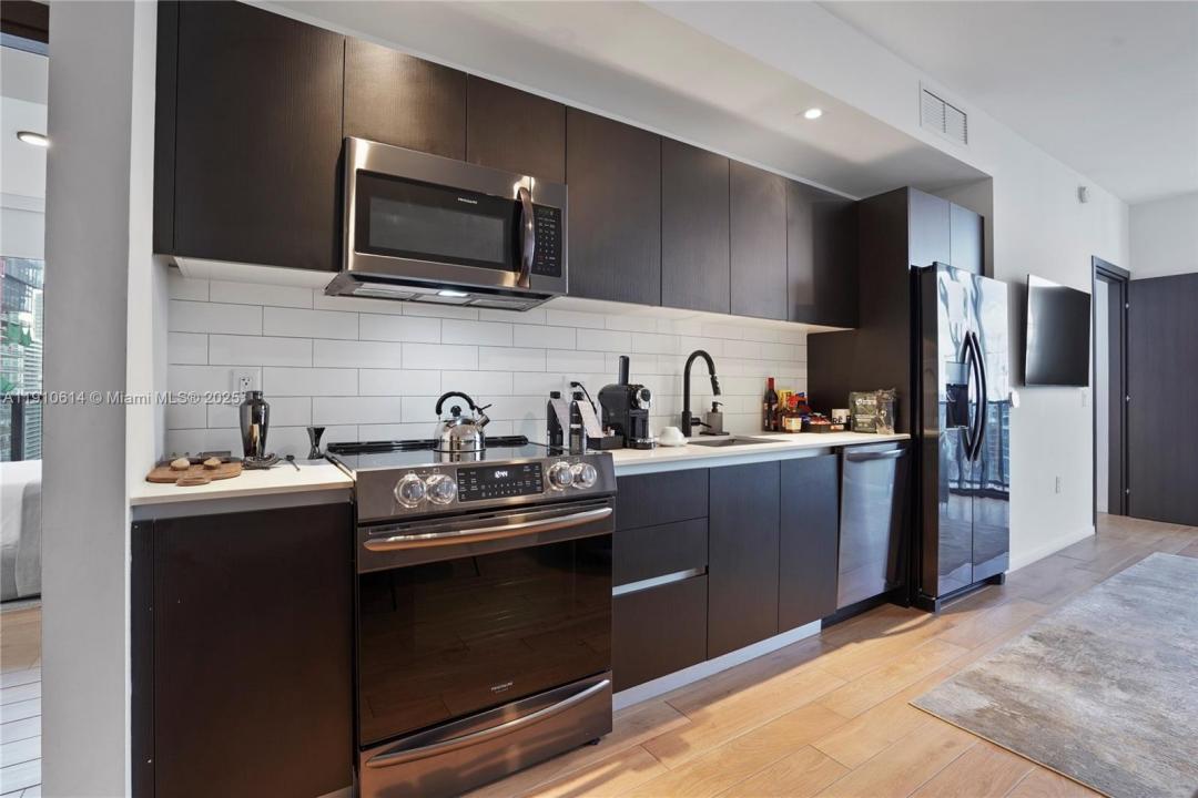 398 NE 5th St 3618, Miami, Florida 33132, Stati Uniti