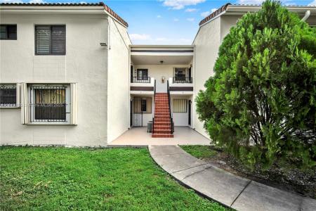 10857 NW 7th St 24-17, Miami, Florida 33172, USA