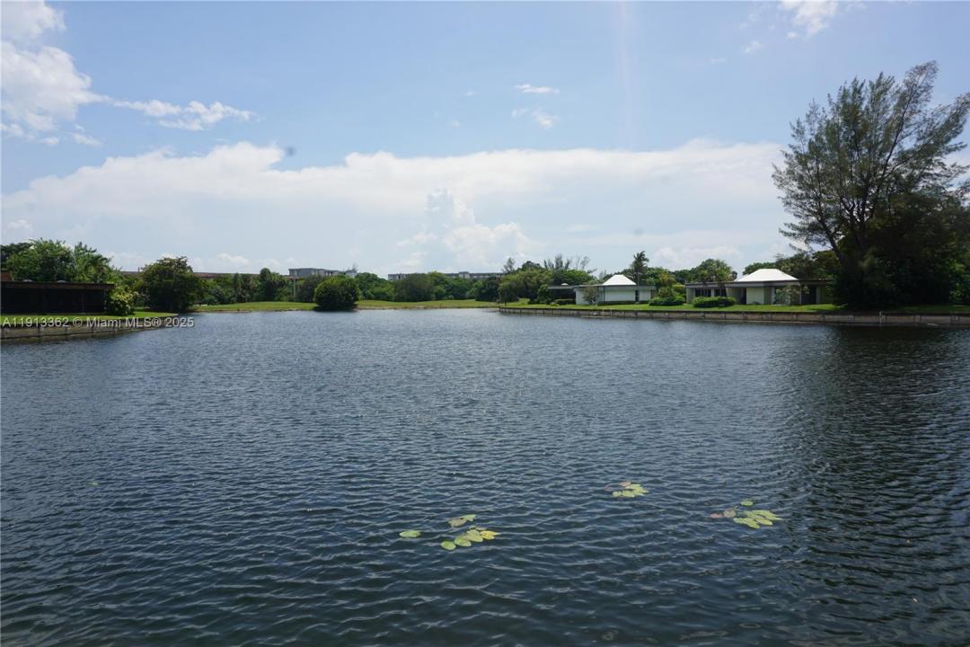 4511 King Palm Dr 0, Tamarac, Florida 33319, USA