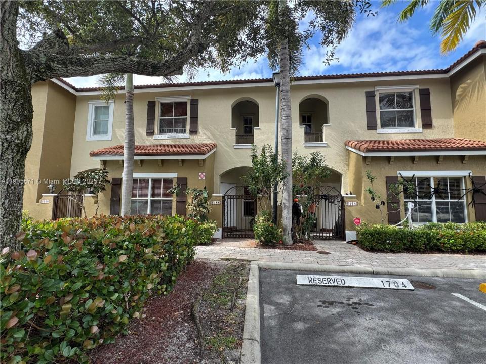 3166 Merrick Ter 1705, Margate, Floryda 33063, USA