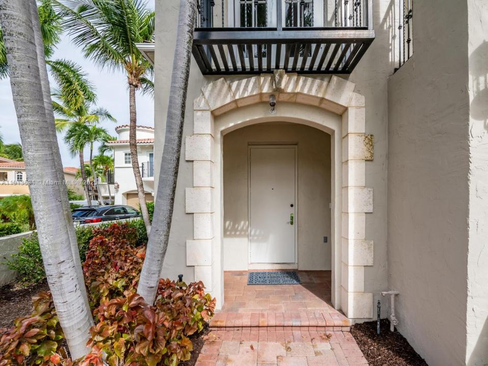 20729 NE 32nd Ave, Aventura, 佛羅里達州 33180, 美國