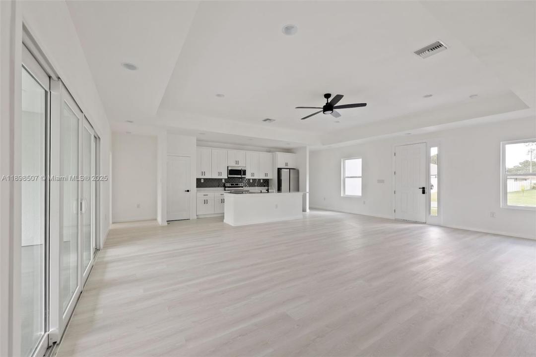 746 HARRIET AVE, Palm Bay, 佛罗里达州 32908, 美国