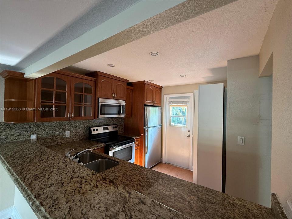 3745 NE 171st St 40, North Miami Beach, 佛罗里达州 33160, 美国