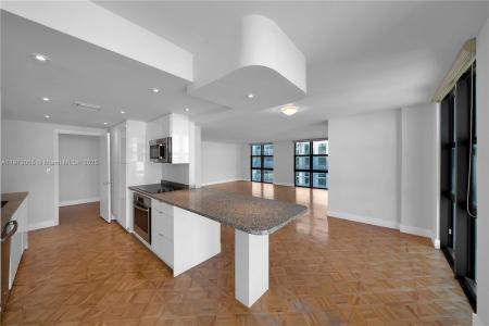 1111 Crandon Blvd A1107, Key Biscayne, Florida 33149, USA