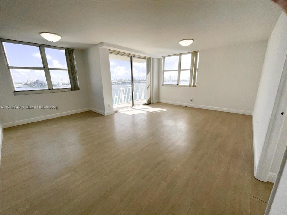 770 Claughton Island Dr 1715, Miami, Florida 33131