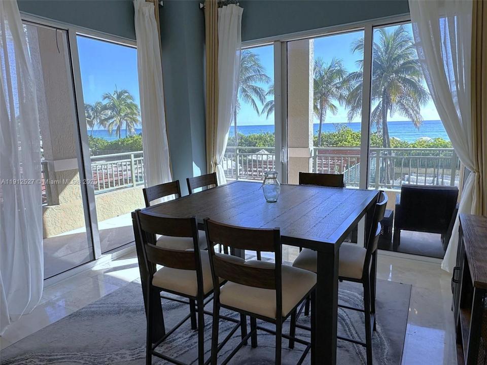 2080 S Ocean Dr 112, Hallandale Beach, 佛羅里達州 33009, 美國