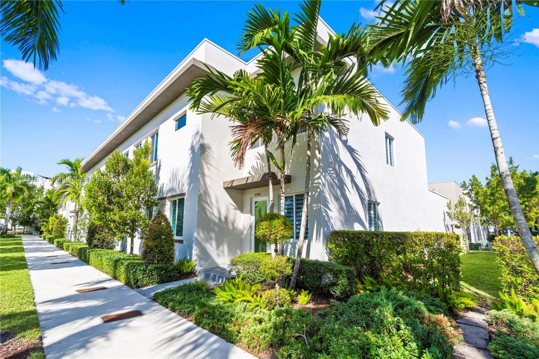 10441 NW 66th St, Doral, Florida 33178, Amerika Birleşik Devletleri