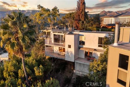 Spreading Oak Drive, Los Angeles, California 90068, Estados Unidos