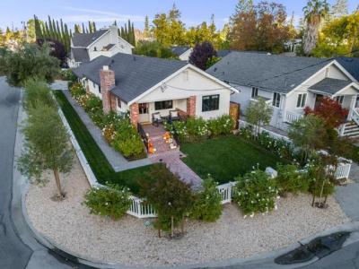 Santa Clara Avenue, Redwood City, 加州 94061, 美國