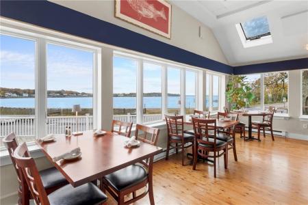 15 Point Road, Portsmouth, Rhode Island 02871, États-Unis