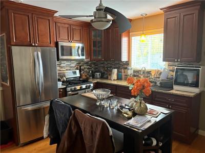 38 East Street, West Warwick, Rhode Island 02893, Estados Unidos