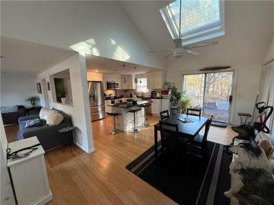 32 Nipsah Road, Warwick, Rhode Island 02818, États-Unis