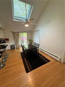 32 Nipsah Road, Warwick, Rhode Island 02818, États-Unis