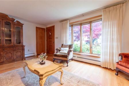 1 Rose Hill Drive, Johnston, Rhode Island 02919, USA