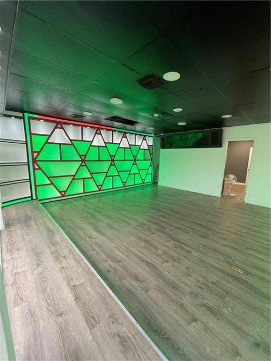 1410 Mineral Spring Avenue 4, North Providence, ロードアイランド 02904, アメリカ合衆国