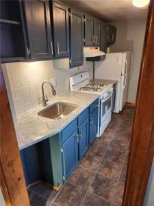 263 Bourne Avenue 1B, East Providence, Rhode Island 02916, HOA KỲ