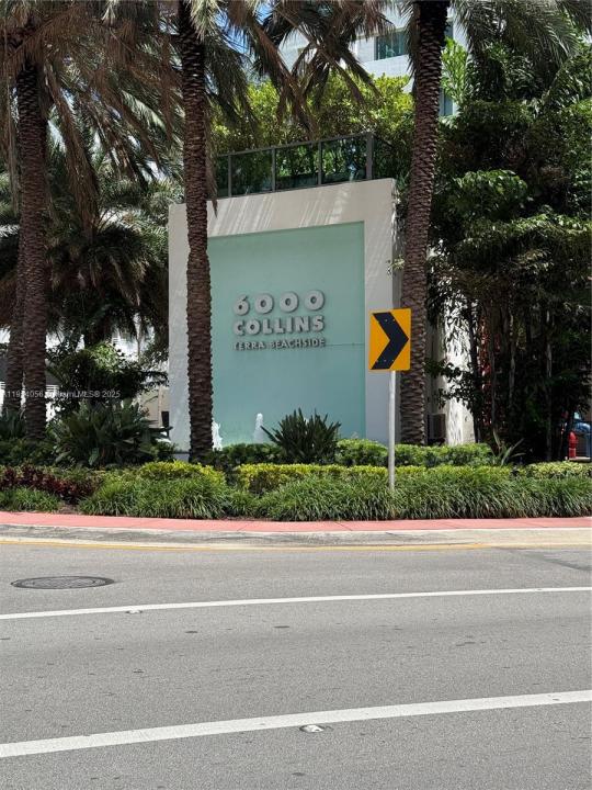 6000 Collins Ave 305, Miami Beach, Florida 33140, USA
