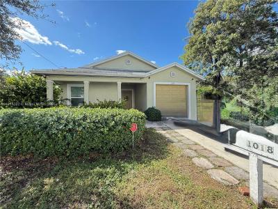 1018 Foster Rd, Hallandale Beach, Florida 33009, USA