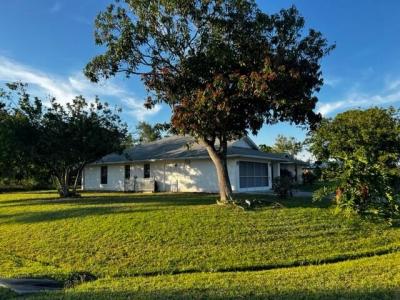 2661 SE Osage Avenue, Port Saint Lucie, Florida 34952