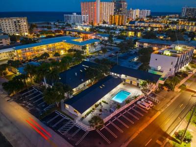 1020 N Riverside Drive, Pompano Beach, פלורידה 33062, ארצות הברית של אמריקה 