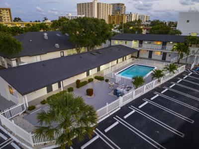 1020 N Riverside Drive, Pompano Beach, פלורידה 33062, ארצות הברית של אמריקה 