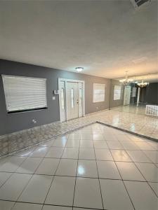 2290 NW 32nd Ter, Lauderdale Lakes, Florida 33311