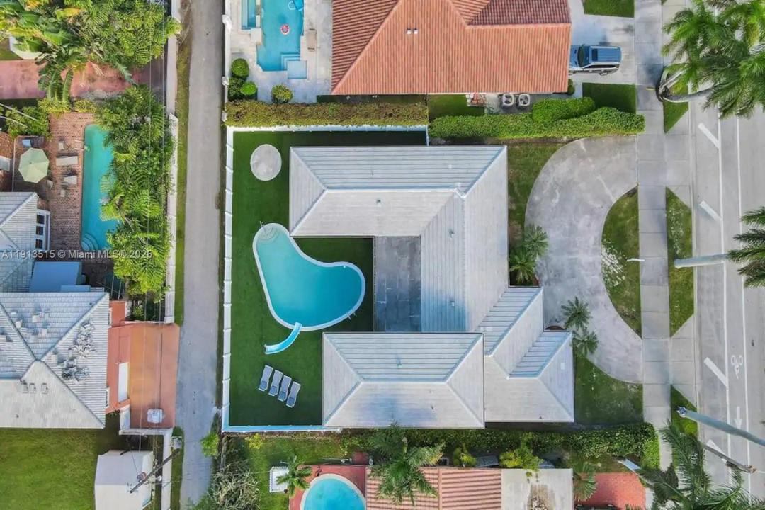 1241 Hollywood Blvd, Hollywood, Florida 33019, Stati Uniti