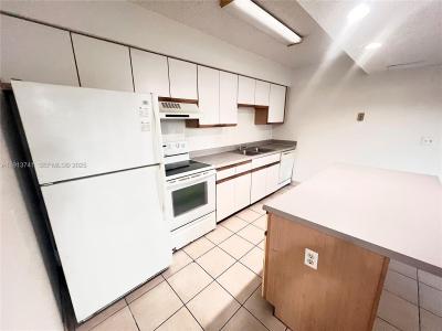 4055 W Mcnab Rd H104, Pompano Beach, Florida 33069, USA