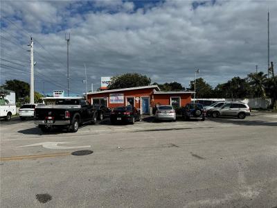 5720 W Hallandale Beach Blvd, West Park, Florida 33023, USA