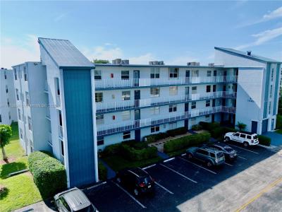 7690 NW 18th St 303, Margate, Florida 33063, USA