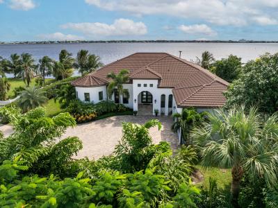 1000 NE Wright Avenue, Jensen Beach, Florida 34957, USA