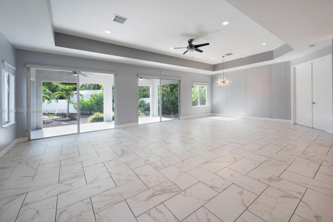 4920 NE 1st Ter, Oakland Park, 佛羅里達州 33334, 美國