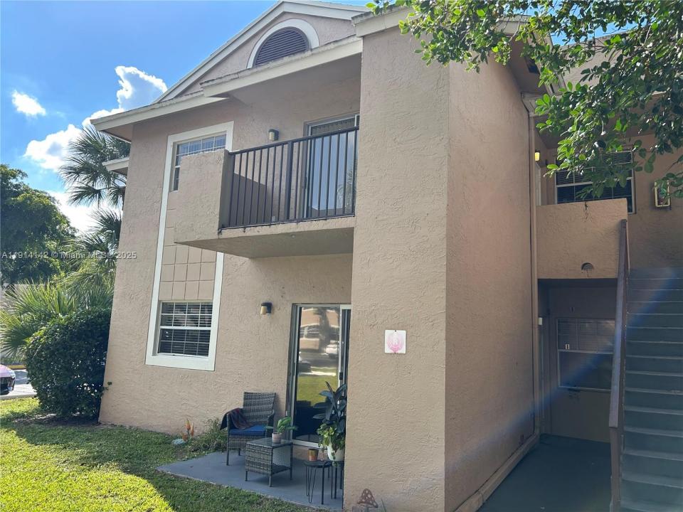1791 NW 96th Ter 4K, Pembroke Pines, Floryda 33024, USA