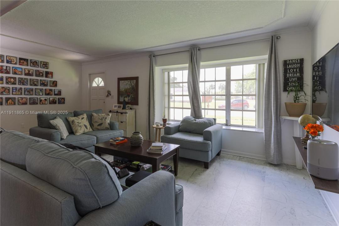 7940 NW 9th St, Margate, Floryda 33063, USA