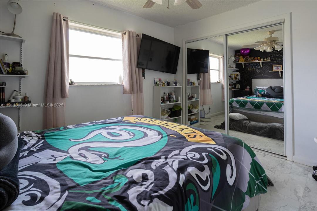 7940 NW 9th St, Margate, Floryda 33063, USA